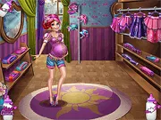 Pregnant Princesses on the Catwalk - Free Unblocked Game
